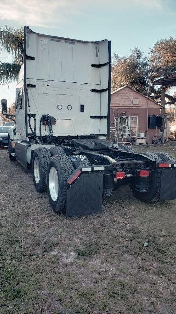 Truck Thumbnail 2