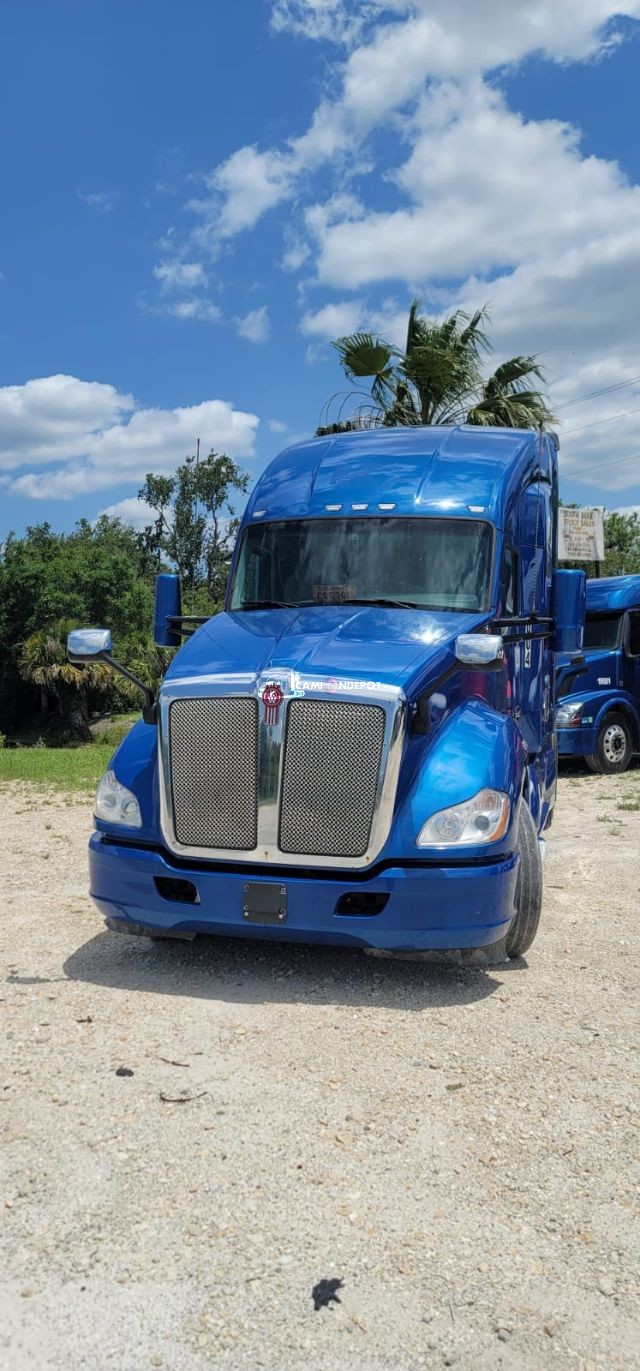 Truck Thumbnail 4