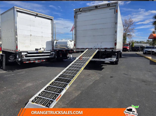 Truck Thumbnail 5