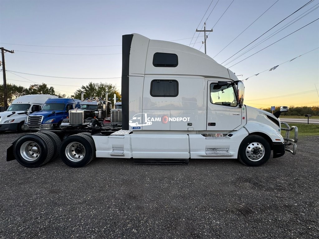 Truck Thumbnail 2