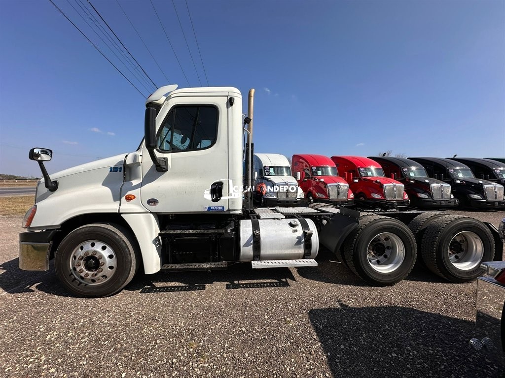 Truck Thumbnail 4