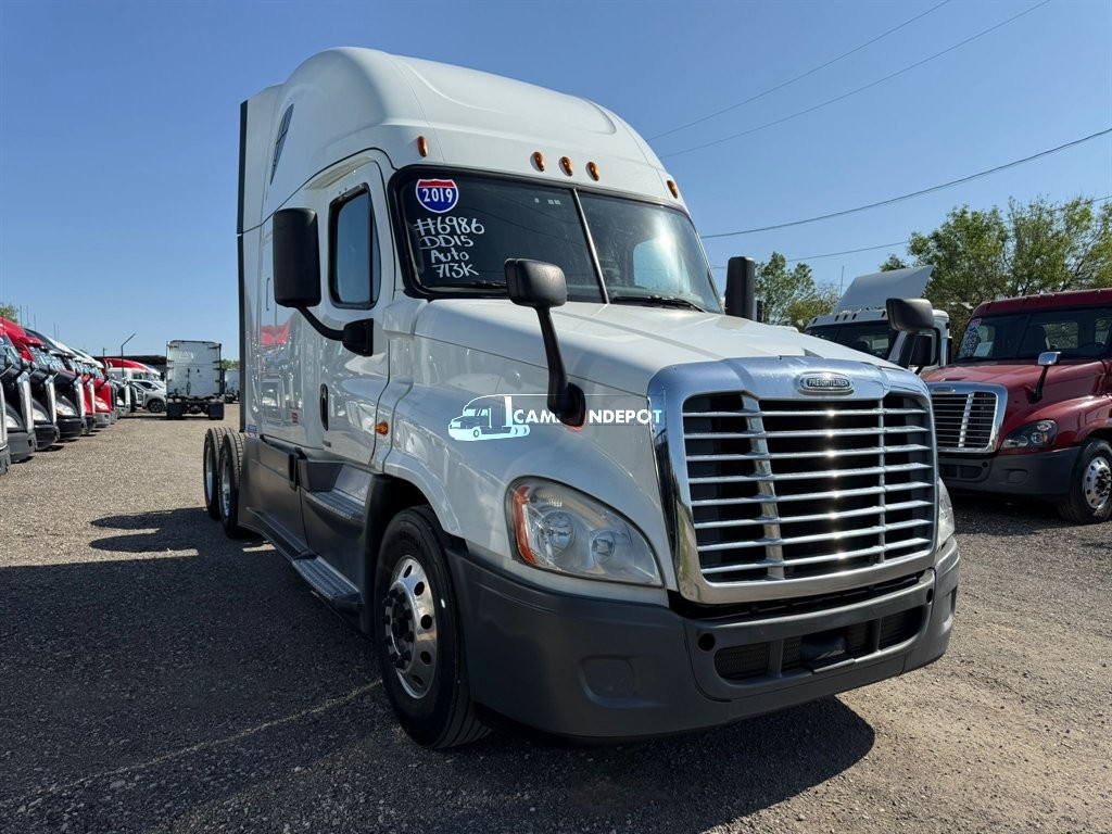 Truck Thumbnail 3