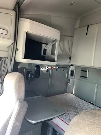 Truck Thumbnail 6