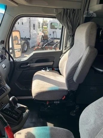 Truck Thumbnail 5