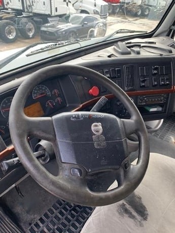 Truck Thumbnail 5