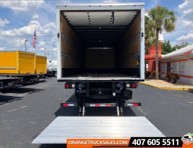 Truck Thumbnail 6