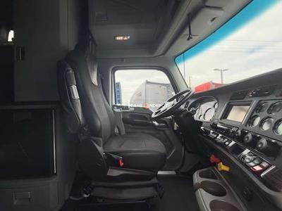 Truck Thumbnail 6