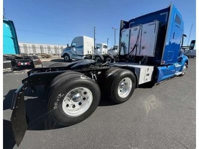 Truck Thumbnail 4