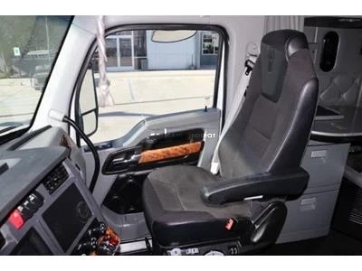 Truck Thumbnail 7