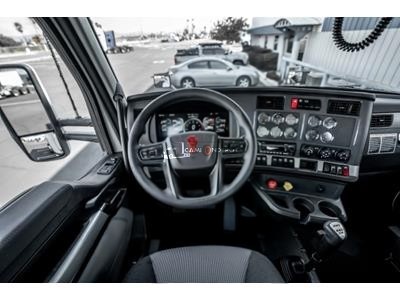 Truck Thumbnail 6