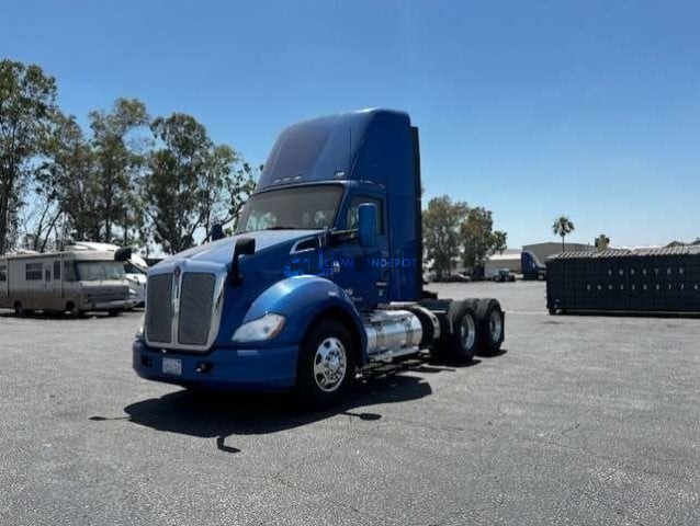 Truck Thumbnail 4