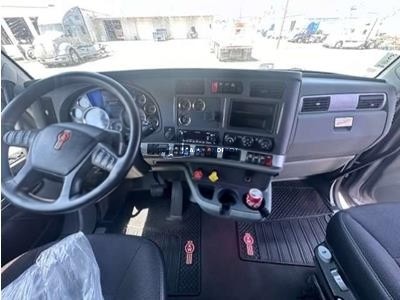 Truck Thumbnail 6