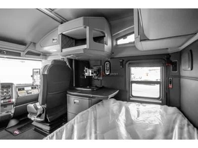 Truck Thumbnail 4