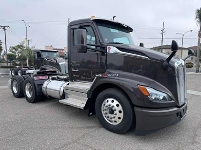 Truck Thumbnail 2