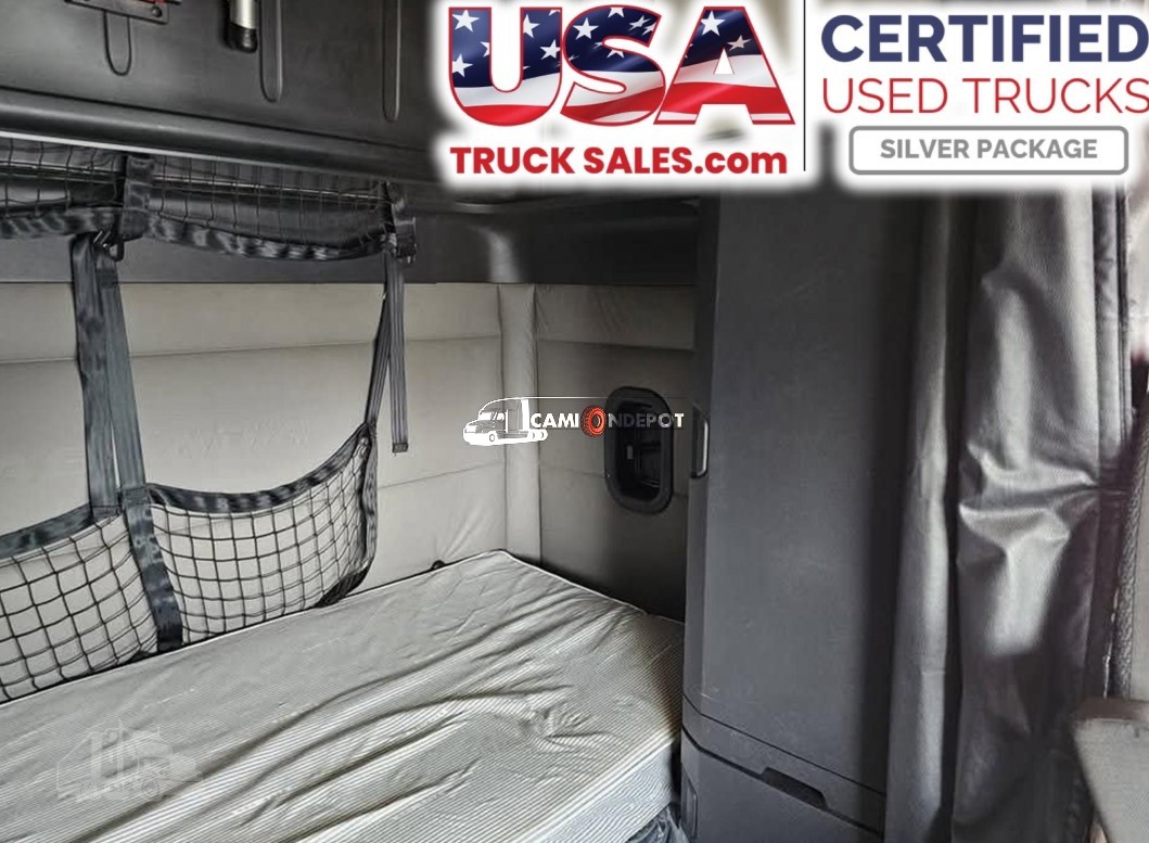 Truck Thumbnail 4