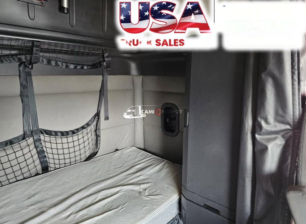 Truck Thumbnail 4