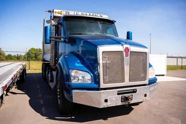 Truck