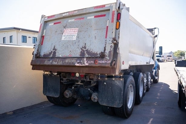 Truck Thumbnail 3