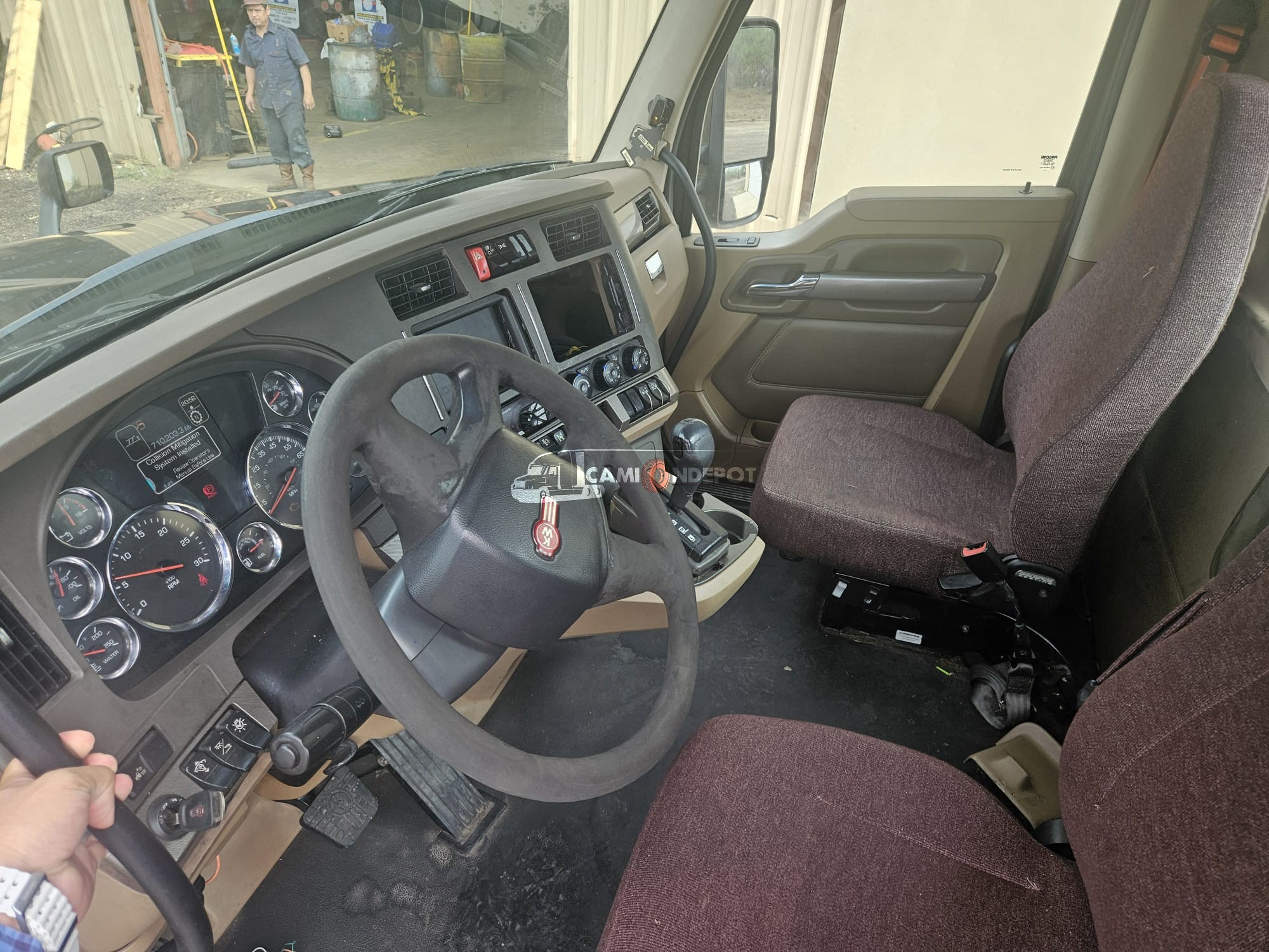 Truck Thumbnail 5