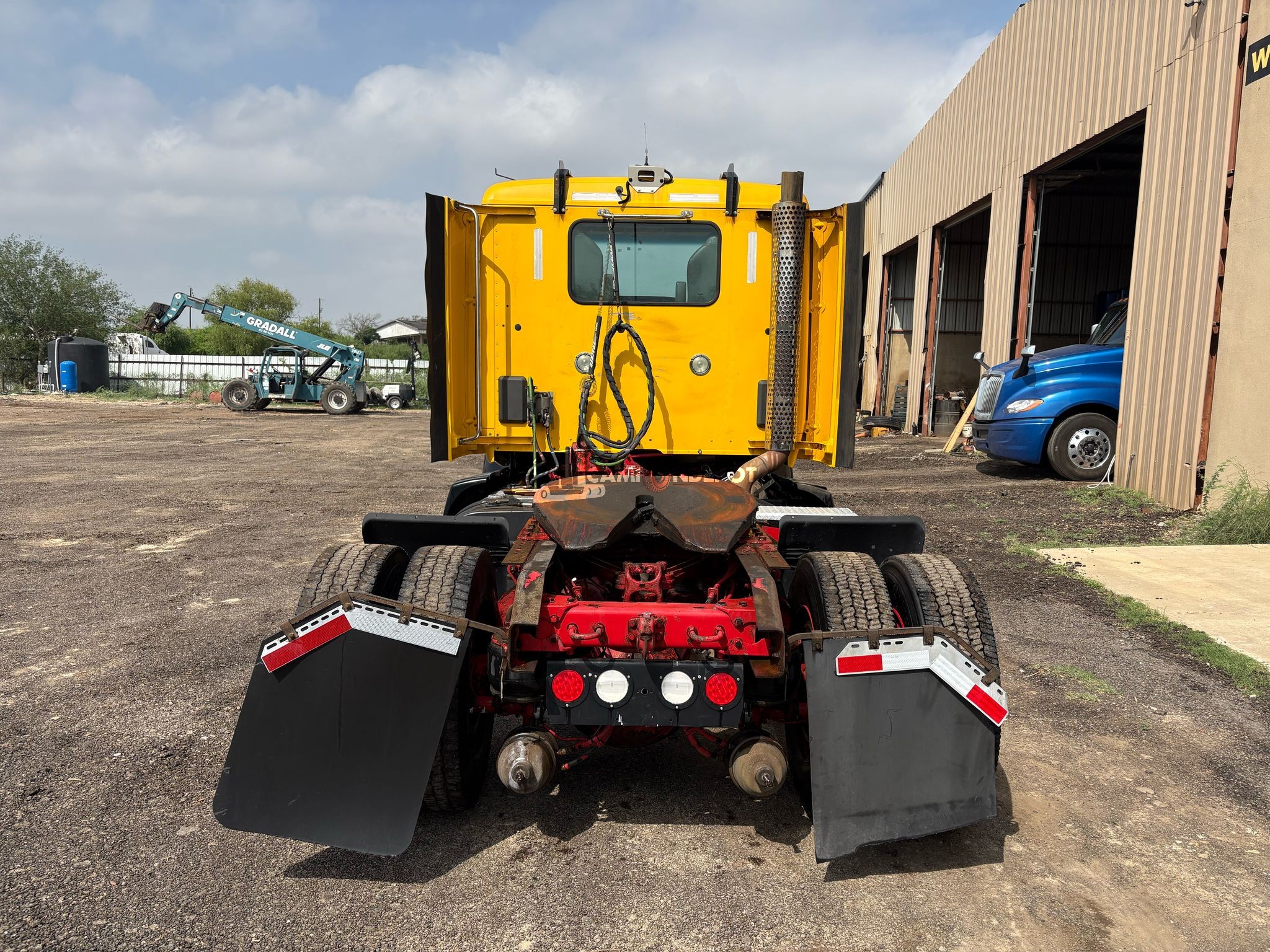 Truck Thumbnail 5