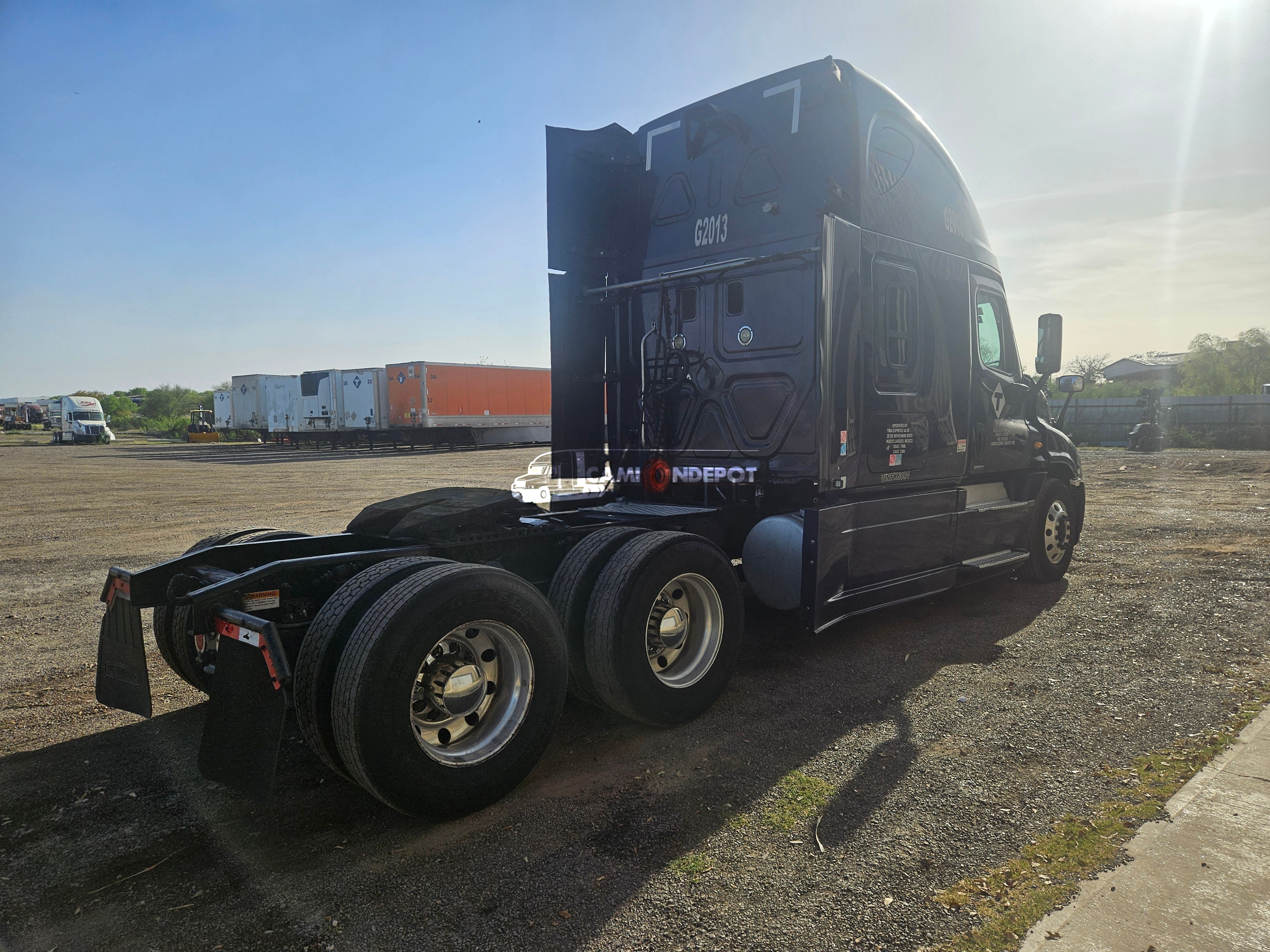 Truck Thumbnail 4
