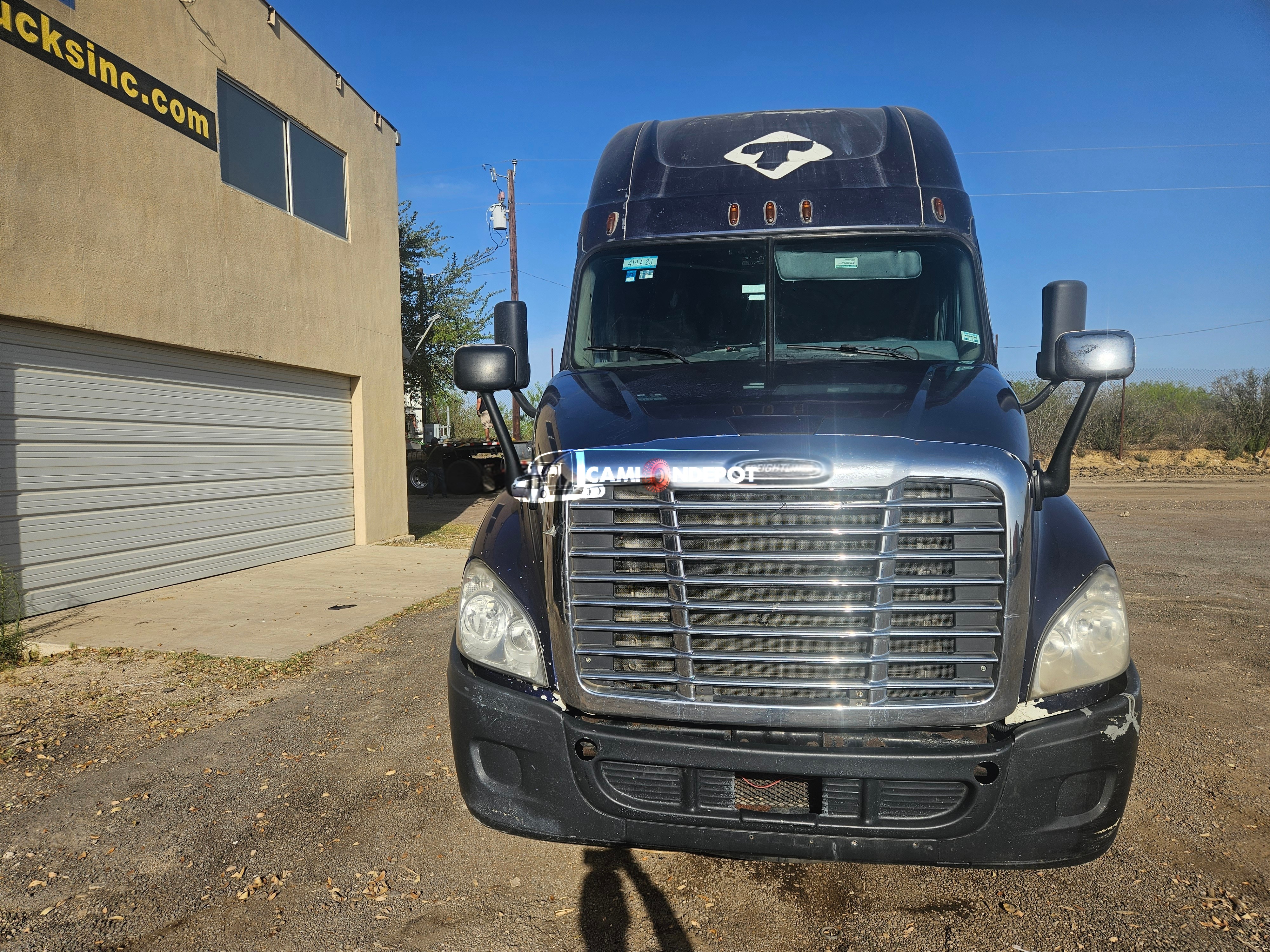 Truck Thumbnail 2
