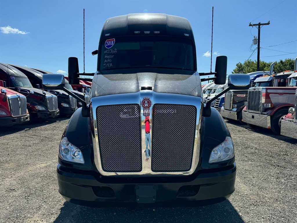 Truck Thumbnail 2