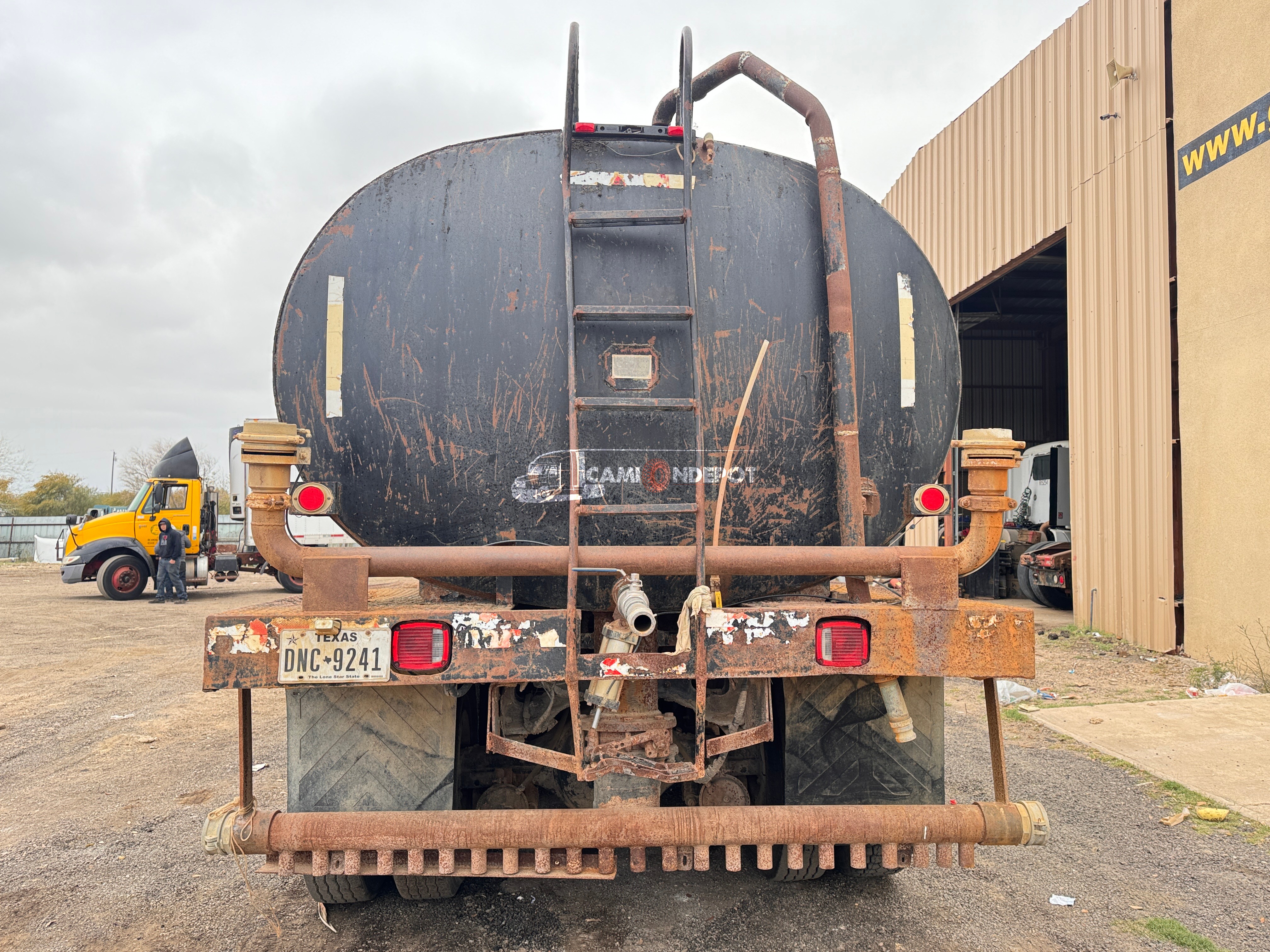 Truck Thumbnail 5