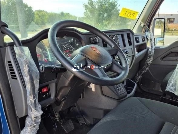Truck Thumbnail 8