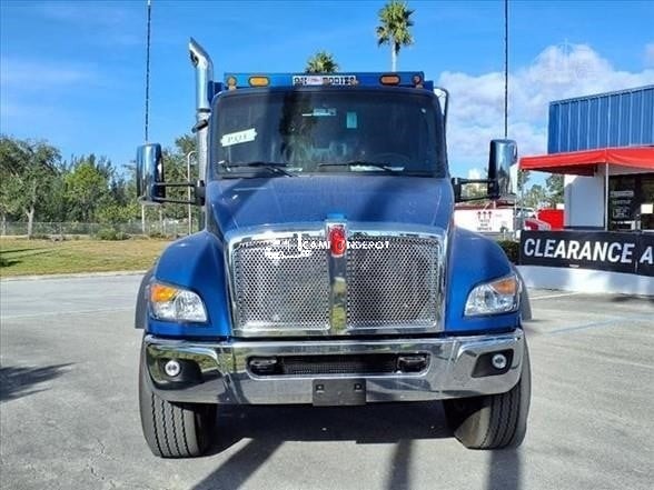 Truck Thumbnail 2