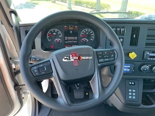 Truck Thumbnail 8
