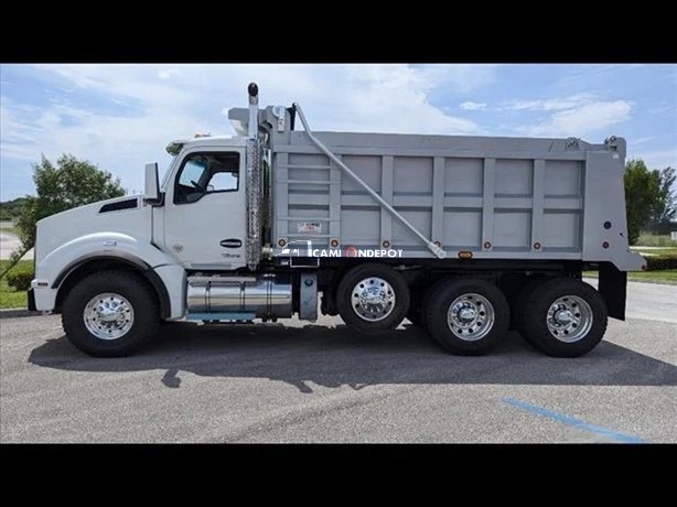 Truck Thumbnail 4