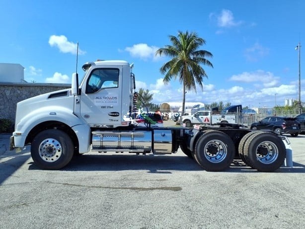Truck Thumbnail 4