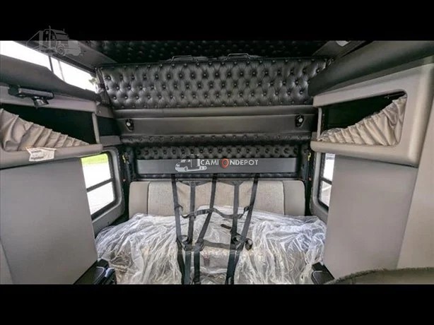 Truck Thumbnail 7