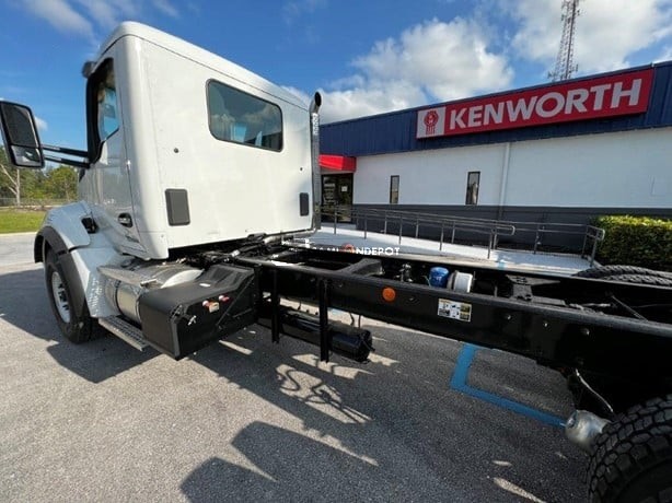 Truck Thumbnail 6