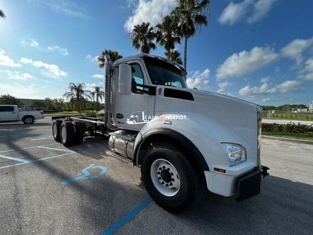 Truck Thumbnail 4