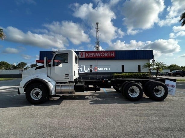 Truck Thumbnail 2