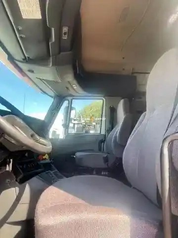 Truck Thumbnail 6