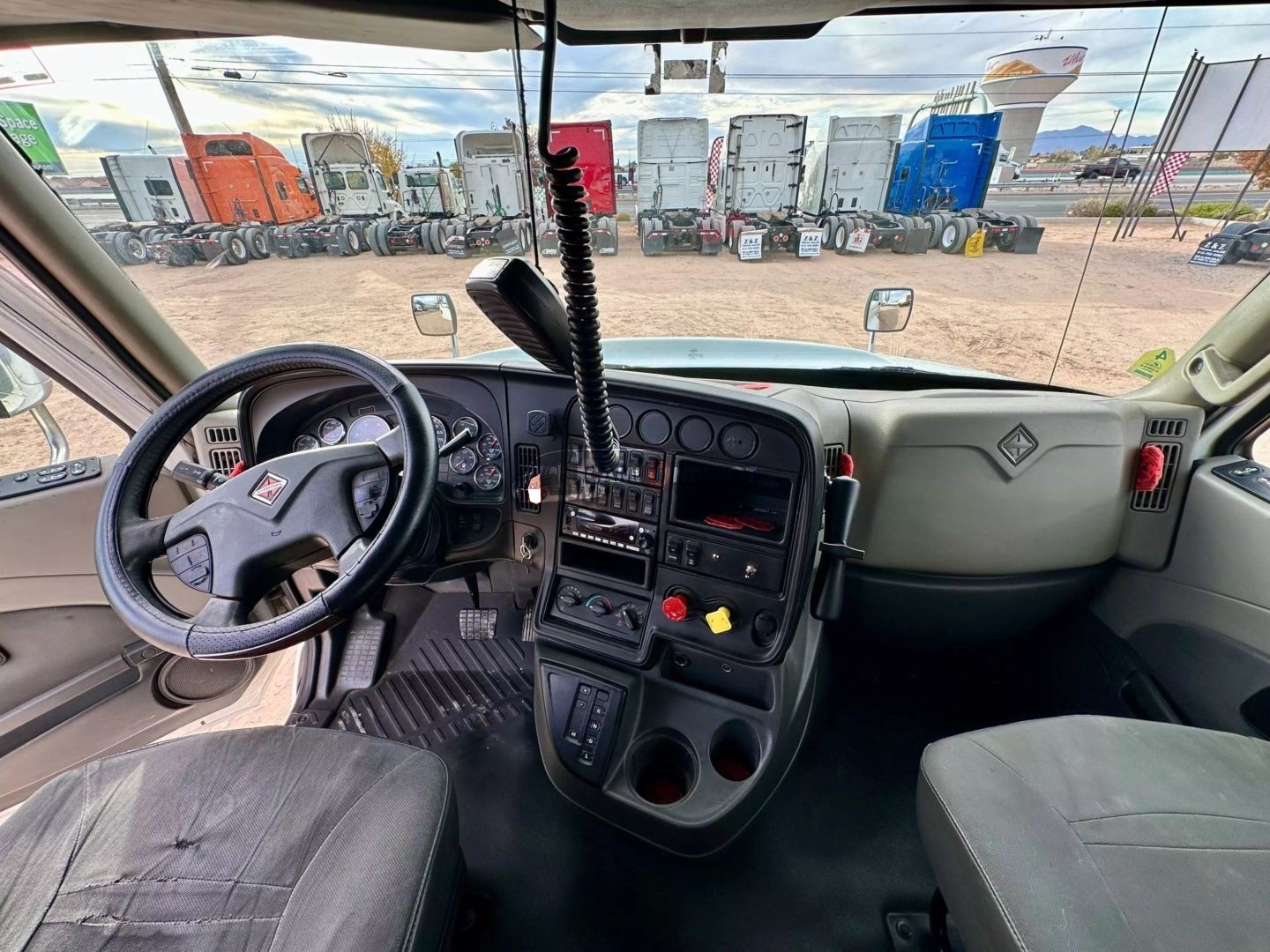 Truck Thumbnail 6