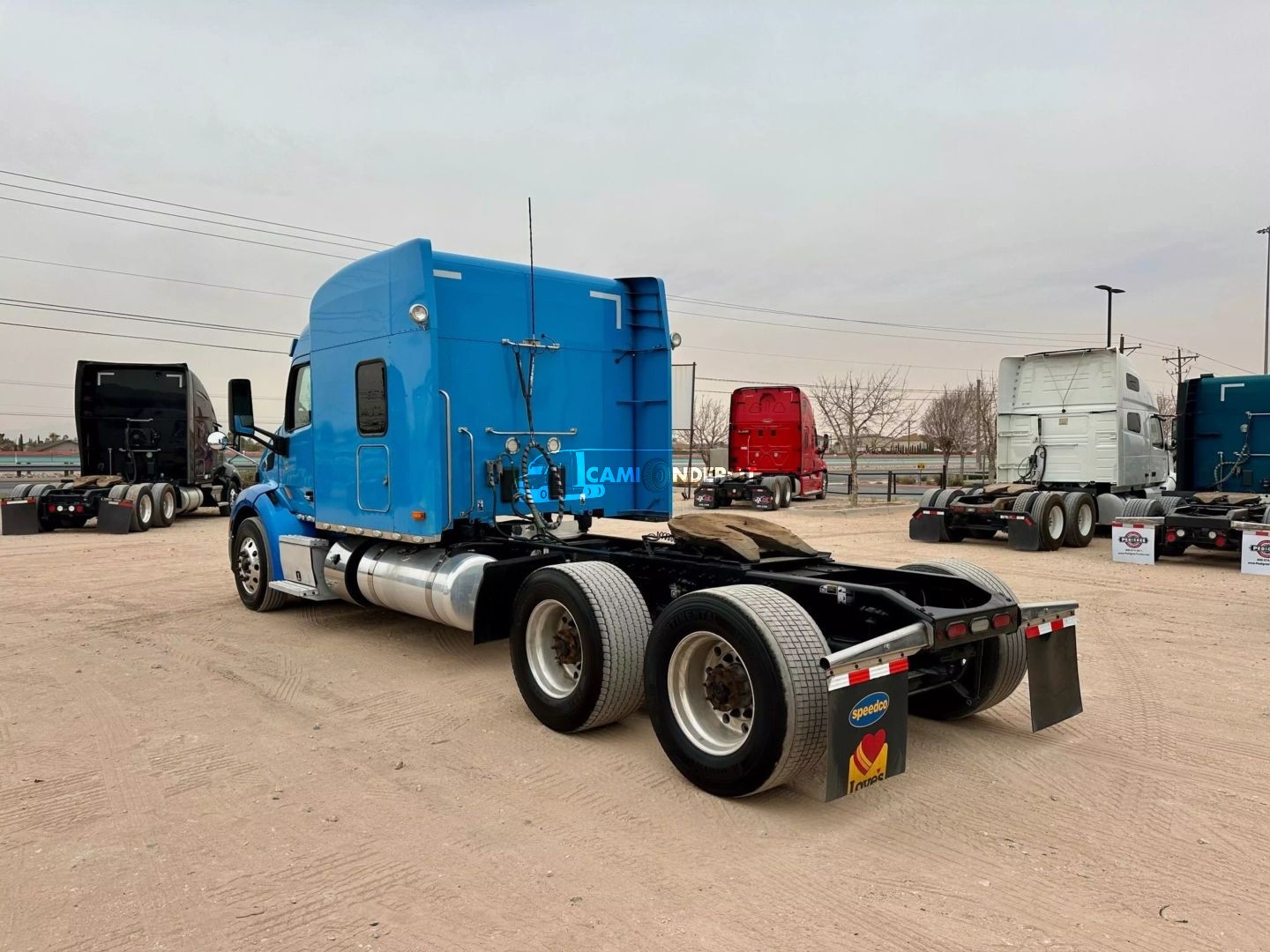 Truck Thumbnail 4