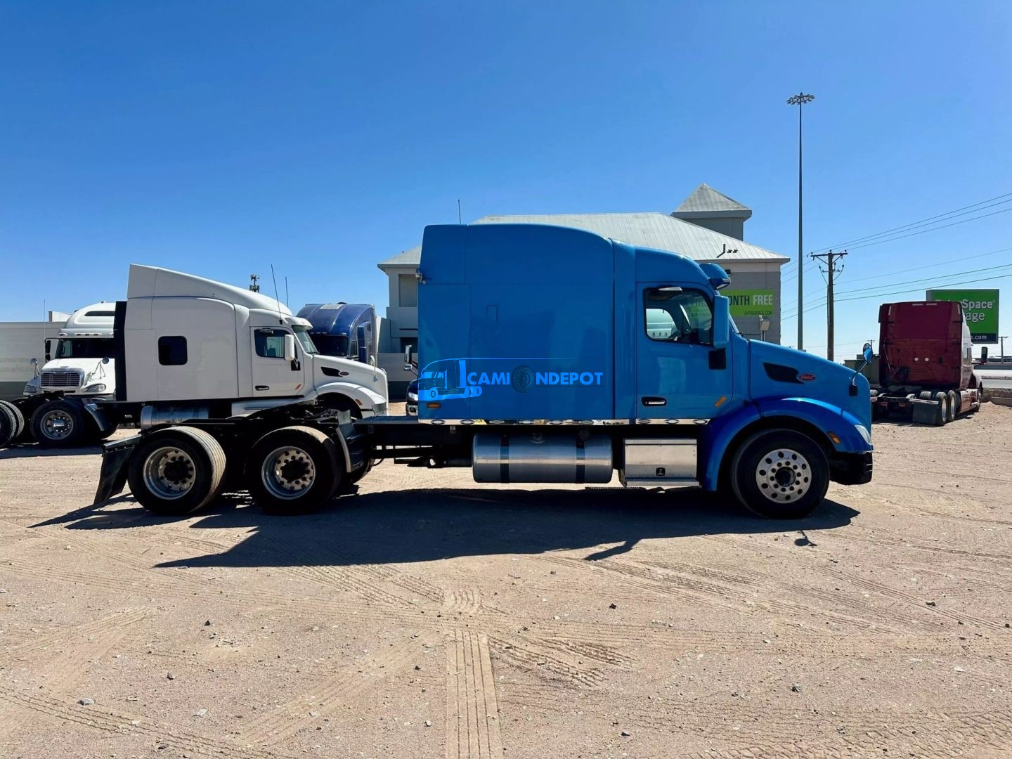 Truck Thumbnail 3
