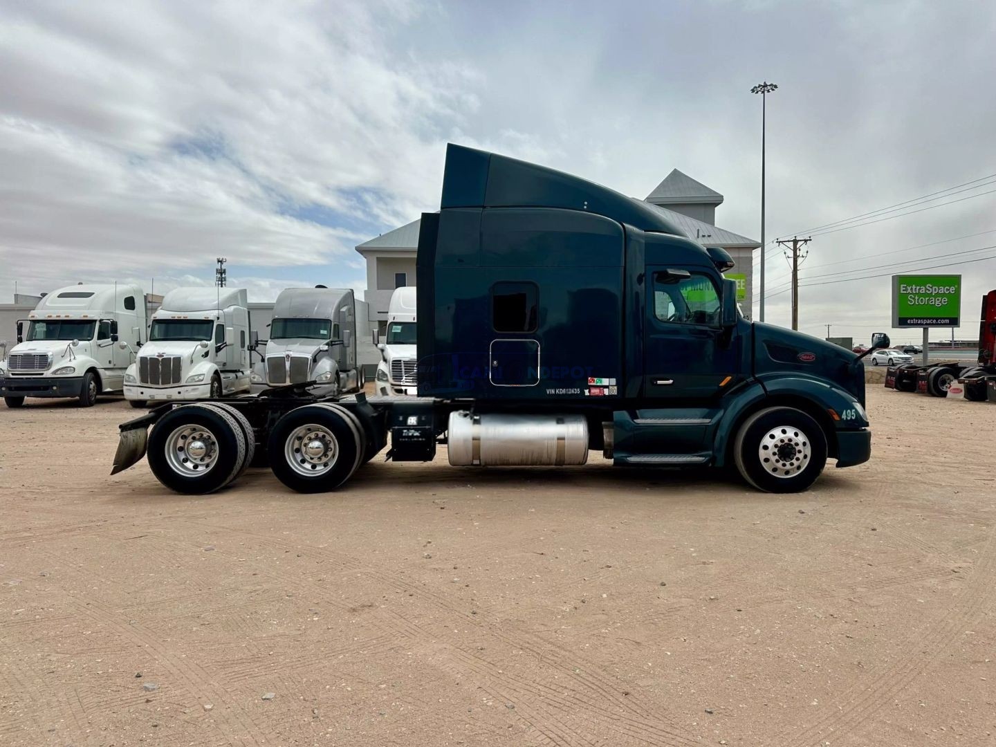 Truck Thumbnail 3