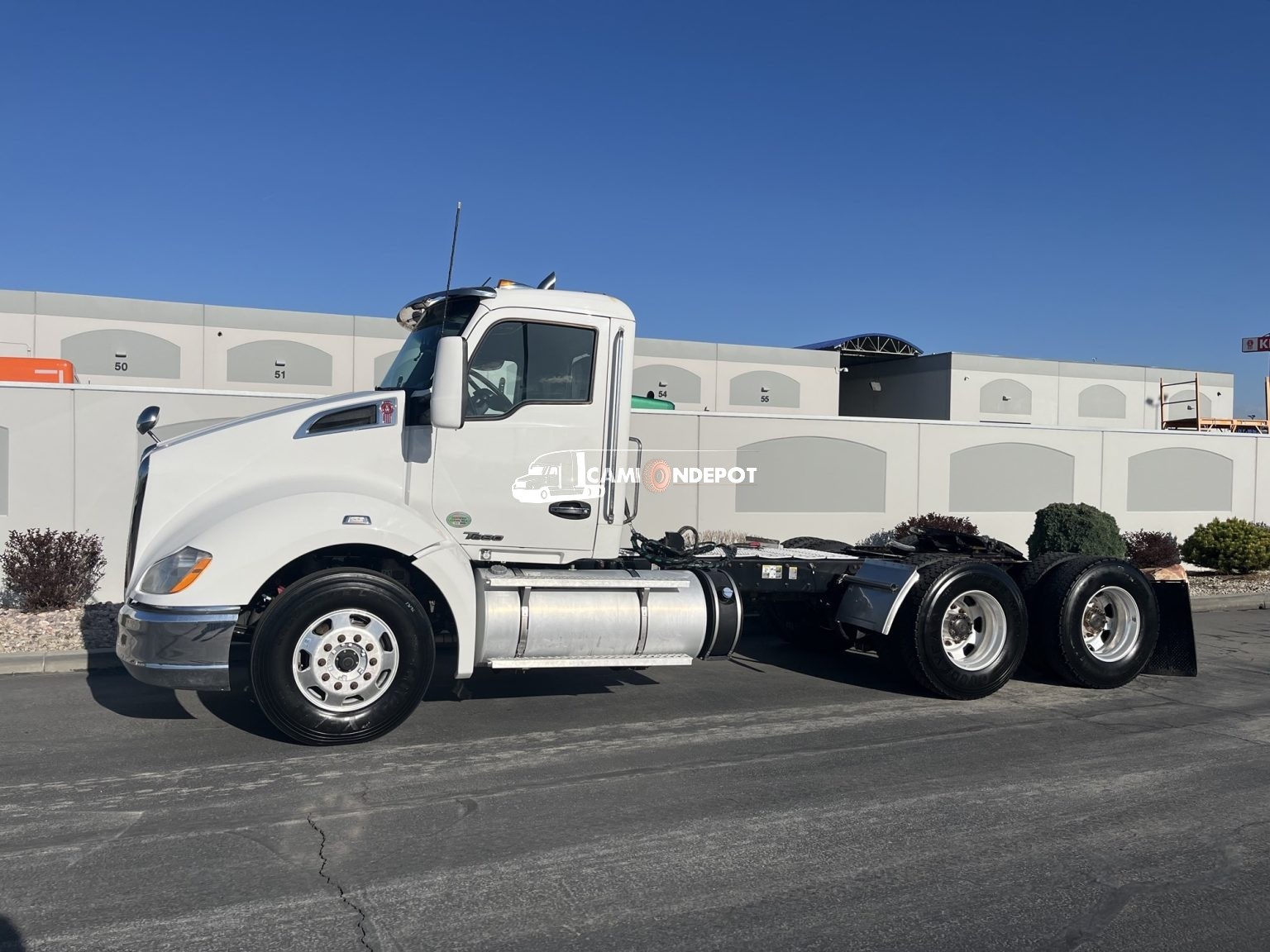 Truck Thumbnail 2