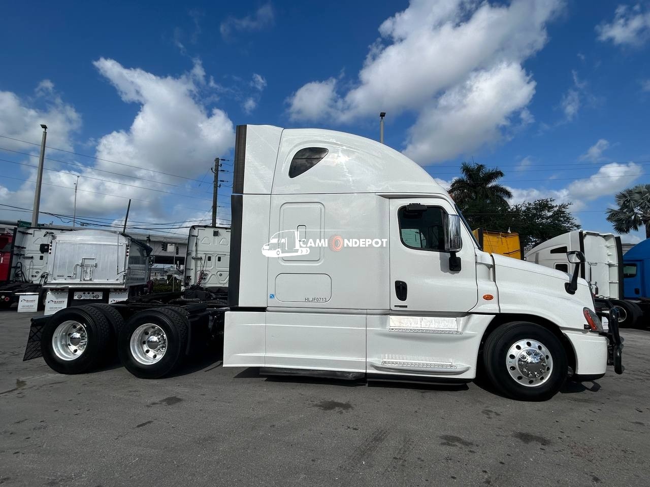 Truck Thumbnail 4