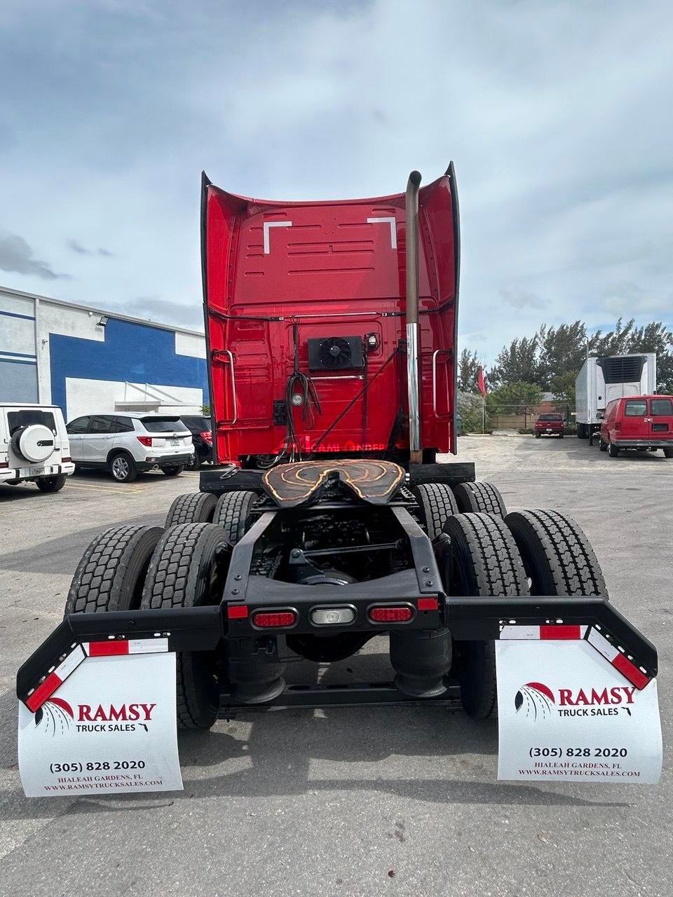 Truck Thumbnail 3