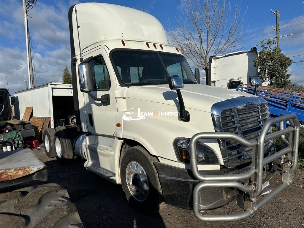 Truck Thumbnail 2