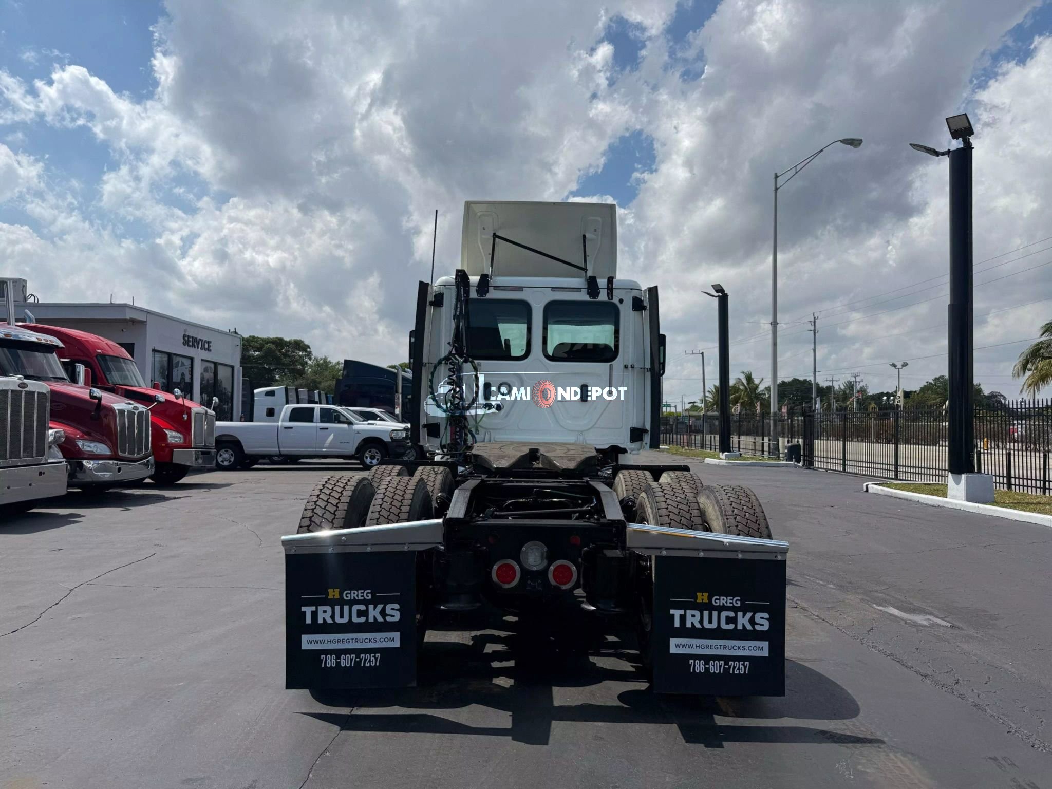 Truck Thumbnail 5