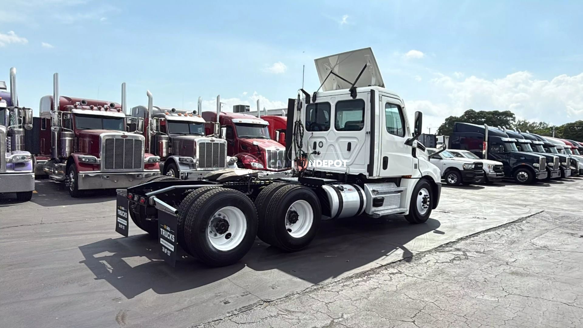 Truck Thumbnail 4