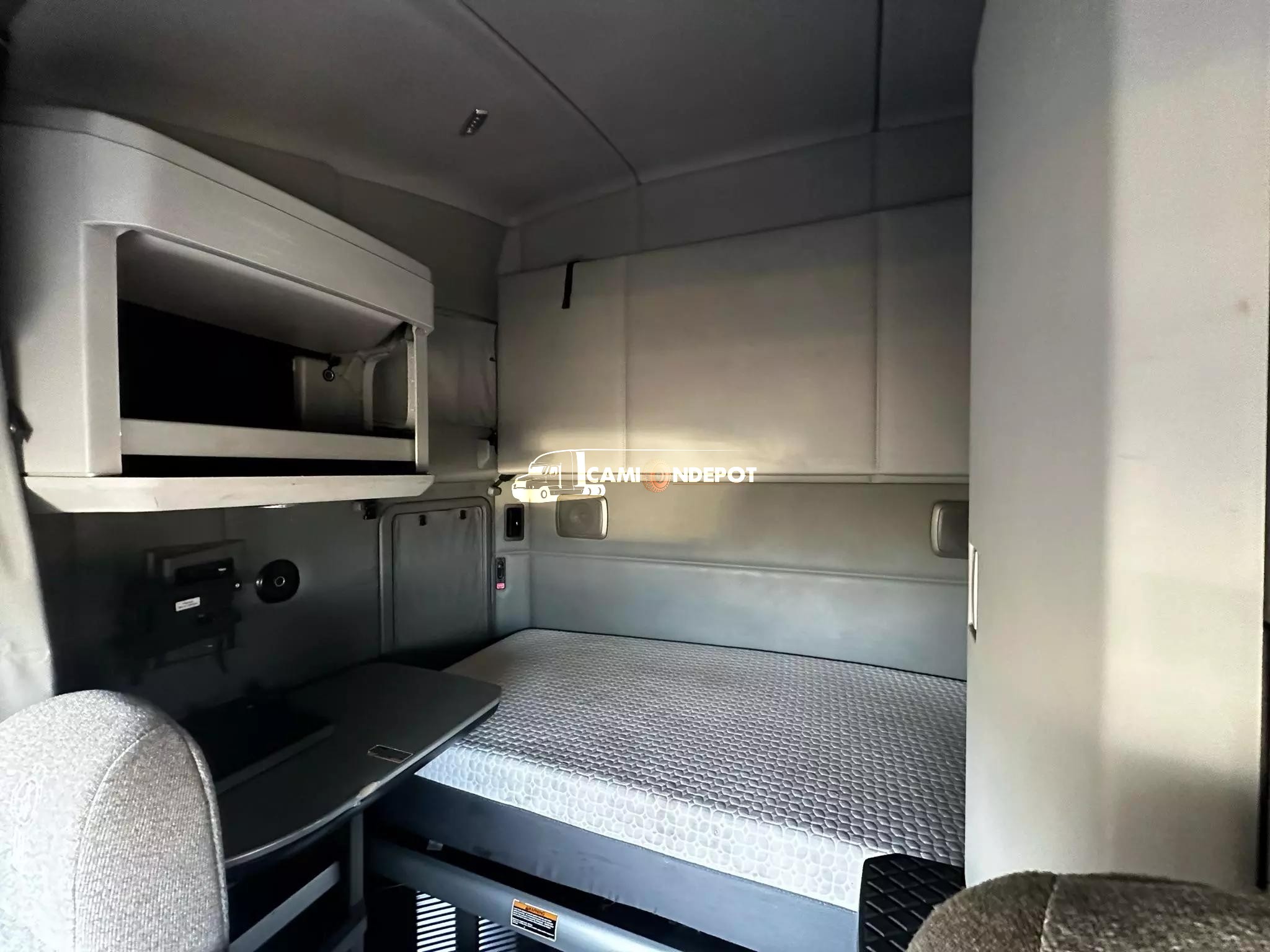 Truck Thumbnail 6