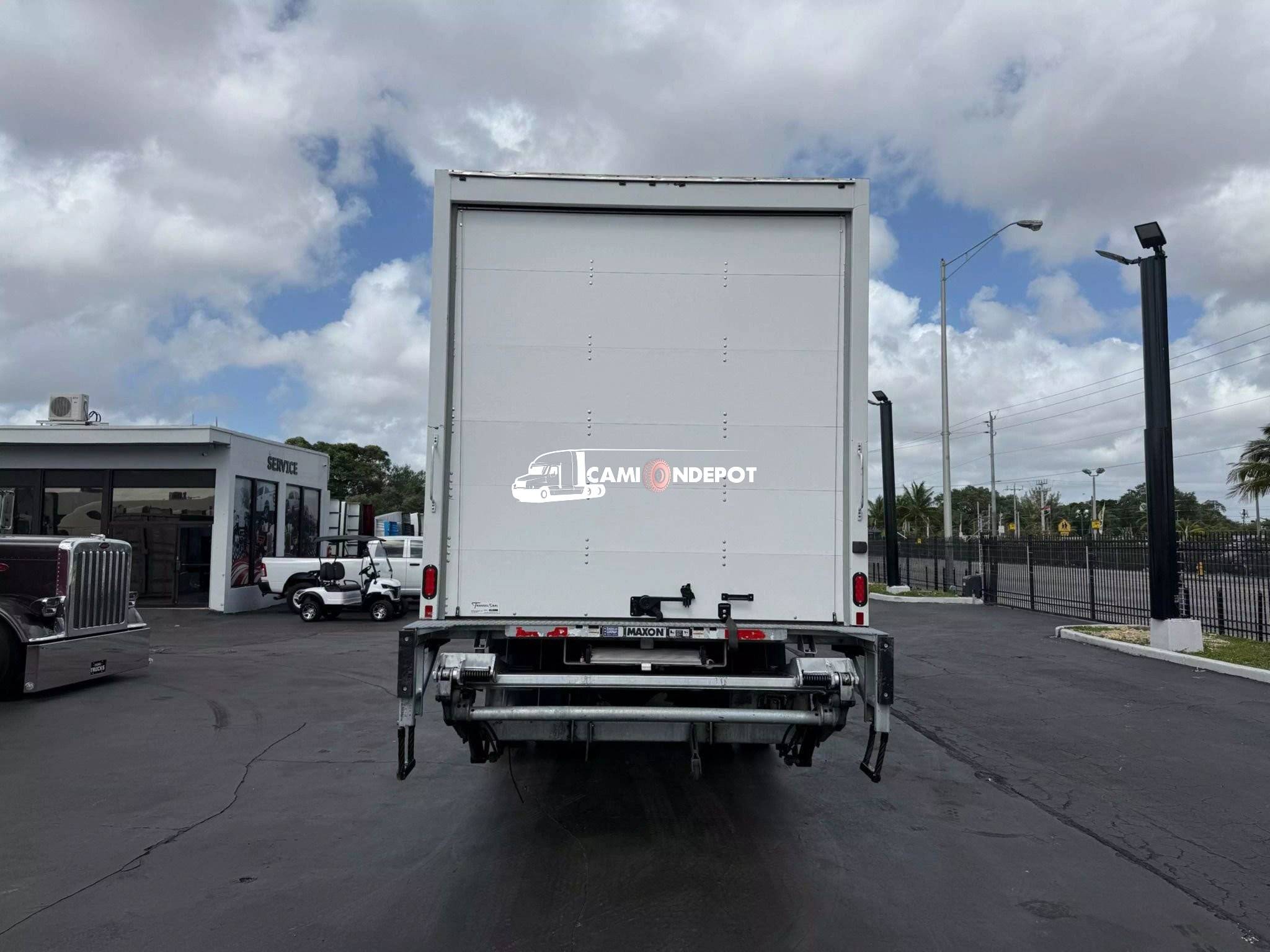 Truck Thumbnail 5